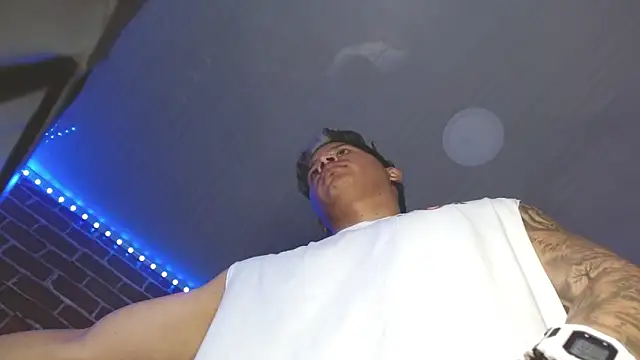 jordan bigcock  online show from June 15, 9:50 pm