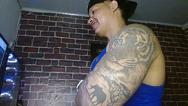 jordan bigcock  online show from July 8, 1:54 am