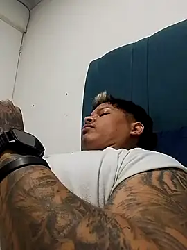 jordan bigcock  online show from July 28, 4:52 am