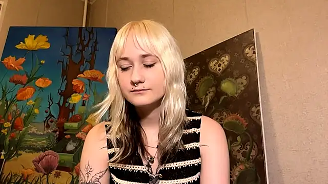 Snapshot of Ulemonala_Cute chatting on October 13, 5:24 pm Ulemonala Cute online show from October 13, 5:24 pm