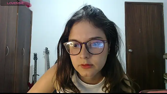 Snapshot of CarlaLorez chatting on April 23, 10:12 pm CarlaLorez online show from April 23, 10:12 pm