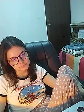 Snapshot of CarlaLorez chatting on May 19, 1:56 am CarlaLorez online show from May 19, 1:56 am