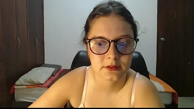 Snapshot of CarlaLorez chatting on July 22, 11:51 pm CarlaLorez online show from July 22, 11:51 pm