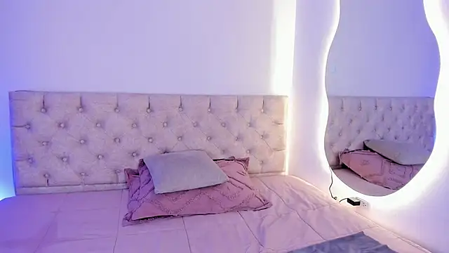 Snapshot of Nina_fox_0691 chatting on November 4, 11:53 am Nina fox 0691 online show from November 4, 11:53 am