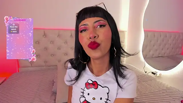 Snapshot of Nina_fox_0691 chatting on November 15, 2:24 pm Nina fox 0691 online show from November 15, 2:24 pm