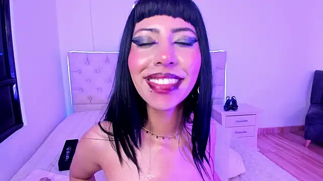 Nina fox 0691 online show from May 15, 11:34 pm