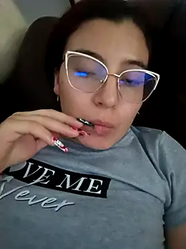 allison mc online show from November 10, 8:19 pm