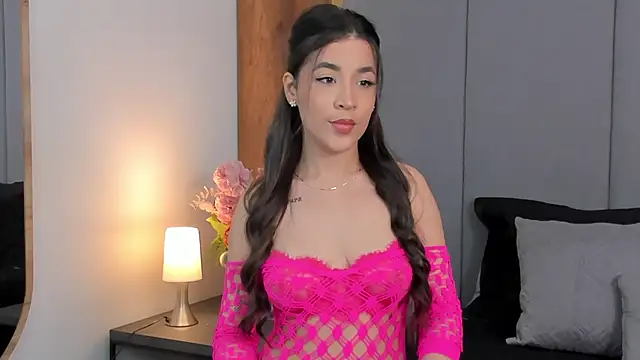 AryBlair online show from October 10, 12:20 am