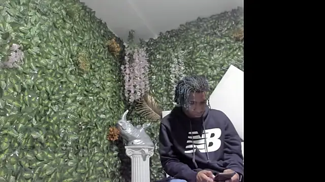 Snapshot of REDBRYAN_EBANO chatting on October 11, 7:23 pm REDBRYAN EBANO online show from October 11, 7:23 pm