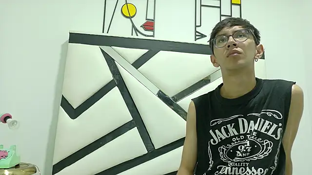 Snapshot of TWINK_JOSS chatting on October 10, 7:02 pm TWINK JOSS online show from October 10, 7:02 pm