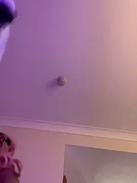 Snapshot of zara_bellexx chatting on November 26, 7:59 pm zara bellexx online show from November 26, 7:59 pm