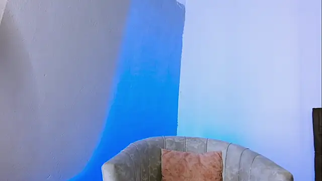 Snapshot of Paulosex12 chatting on February 24, 4:32 am Paulosex12 online show from February 24, 4:32 am