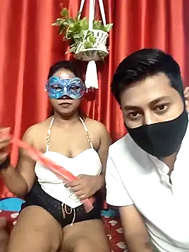Snapshot of hornycouple654 chatting on October 9, 6:50 pm hornycouple654 online show from October 9, 6:50 pm
