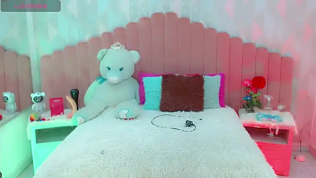 amber maldonado online show from October 15, 6:57 am