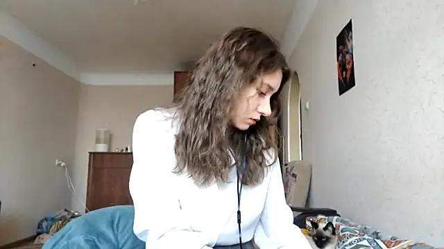 MiaLovelyOne online show from October 8, 8:12 am