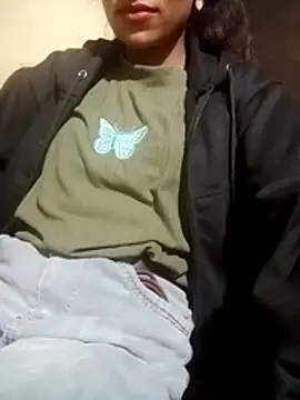 Snapshot of Mahi677 chatting on December 1, 3:44 am Mahi677 online show from December 1, 3:44 am