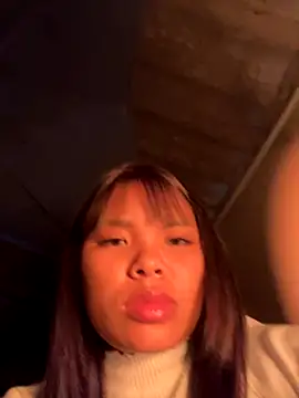 hello-cute online show from December 4, 9:29 am