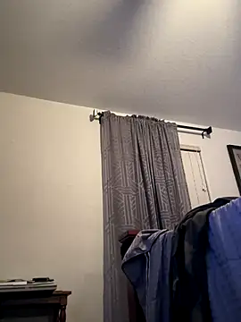 outlawINlaw13 online show from November 18, 1:44 am