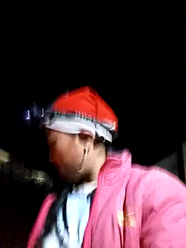 Snapshot of jerry-xx chatting on December 14, 12:54 pm jerry-xx online show from December 14, 12:54 pm