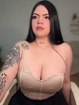 dulcemarianh  online show from May 27, 7:05 am