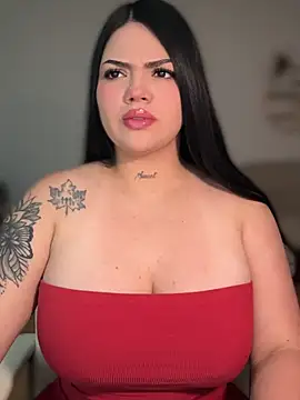 dulcemarianh  online show from June 16, 5:43 am