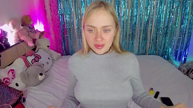 CeaneLino online show from November 11, 5:57 pm