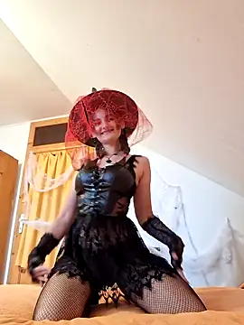 Snapshot of Nika_aa chatting on October 21, 9:21 am Nika aa online show from October 21, 9:21 am