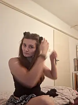 Snapshot of Nika_aa chatting on November 29, 5:38 pm Nika aa online show from November 29, 5:38 pm