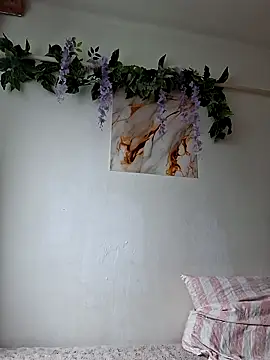 Snapshot of Nika_aa chatting on April 16, 8:59 am Nika aa online show from April 16, 8:59 am