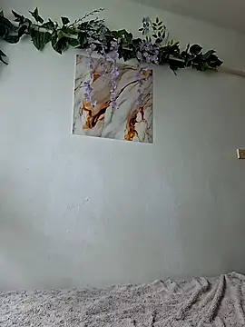 Snapshot of Nika_aa chatting on May 1, 1:48 pm Nika aa online show from May 1, 1:48 pm