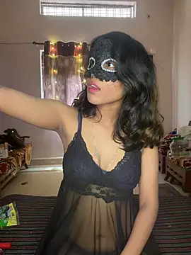 Lovebirdss online show from February 14, 7:49 am