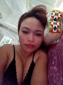 Snapshot of Rabbit-small chatting on November 6, 9:37 pm Rabbit-small online show from November 6, 9:37 pm