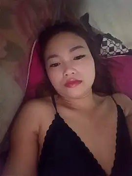 Snapshot of Rabbit-small chatting on November 16, 9:53 pm Rabbit-small online show from November 16, 9:53 pm