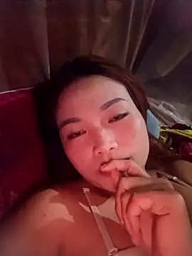 Snapshot of Rabbit-small chatting on November 17, 1:06 pm Rabbit-small online show from November 17, 1:06 pm