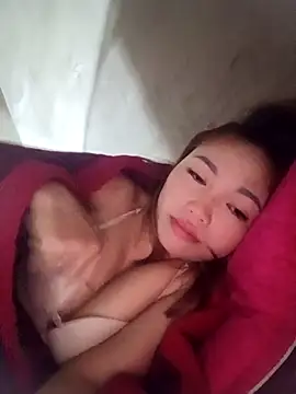 Snapshot of Rabbit-small chatting on November 25, 7:36 pm Rabbit-small online show from November 25, 7:36 pm