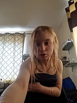 cinnamon-xx online show from May 16, 12:48 pm