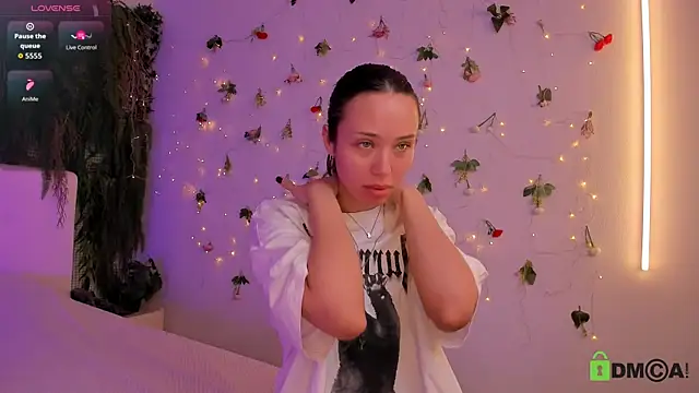 Snapshot of Black_Jenny chatting on March 31, 10:48 am Black Jenny online show from March 31, 10:48 am