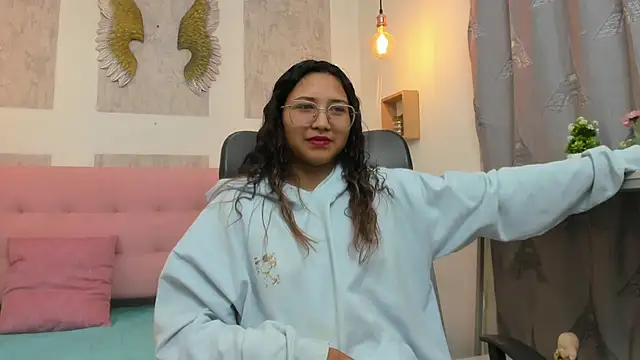 SamanthaFox 8 online show from January 8, 10:50 am