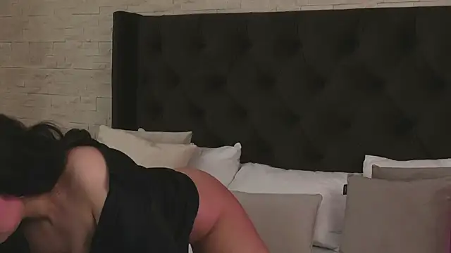 Snapshot of ClaraPasssion chatting on October 15, 6:41 pm ClaraPasssion online show from October 15, 6:41 pm