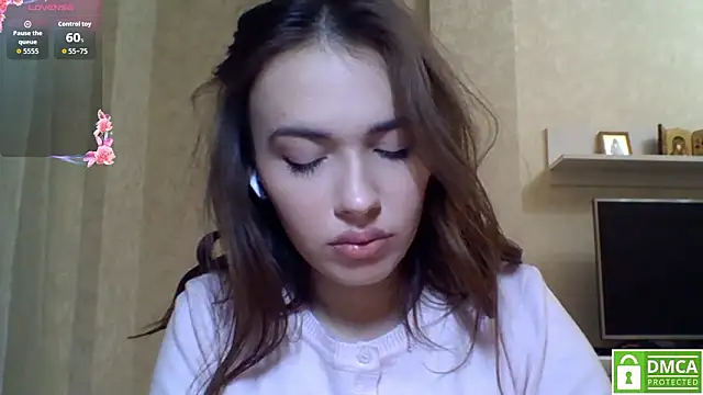 Snapshot of CeyaLier chatting on February 19, 8:38 pm CeyaLier online show from February 19, 8:38 pm