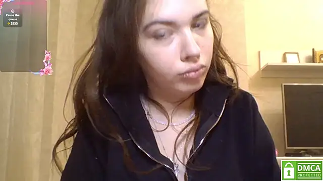 Snapshot of CeyaLier chatting on March 9, 3:16 pm CeyaLier online show from March 9, 3:16 pm