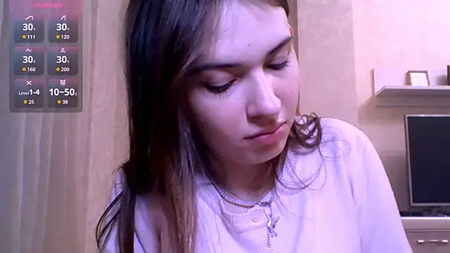 Snapshot of CeyaLier chatting on March 24, 7:41 pm CeyaLier online show from March 24, 7:41 pm