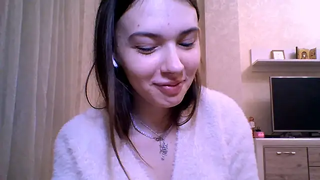 Snapshot of CeyaLier chatting on March 25, 5:30 pm CeyaLier online show from March 25, 5:30 pm