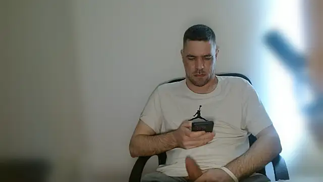 chibrax918 online show from April 1, 11:44 am