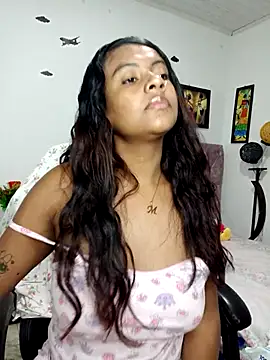 vannesitha25 online show from January 7, 9:28 pm