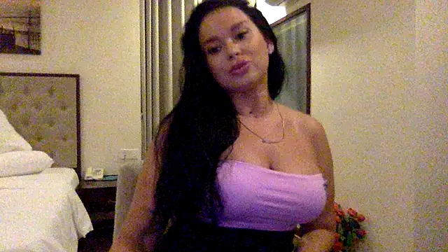 Fayronna online show from February 13, 6:26 pm