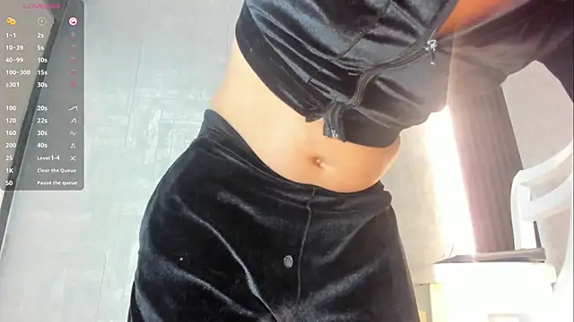 Alisson Steelersexy online show from June 21, 8:33 pm