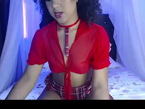 Snapshot of ailen_aria chatting on October 8, 5:21 pm ailen aria online show from October 8, 5:21 pm