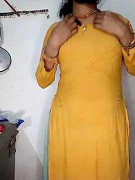 Sexy Riya Bhabhi online show from November 15, 4:03 pm