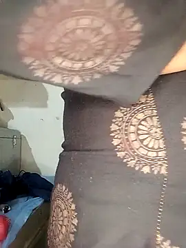 Sexy Riya Bhabhi online show from November 19, 4:07 pm